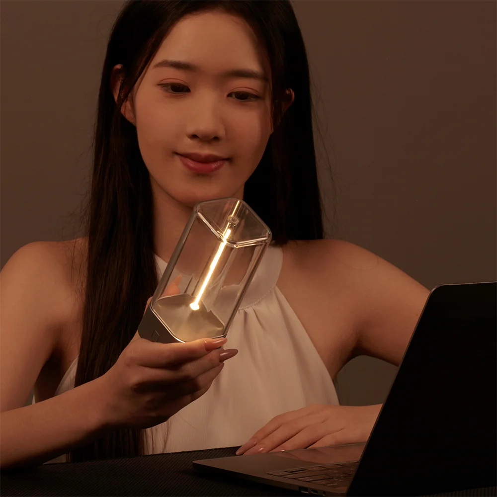 Cordless Minimalist Table Lamp